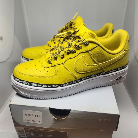 Nike Air Force Shoes - Nike Air Force 1 07 SE PRM Yellow